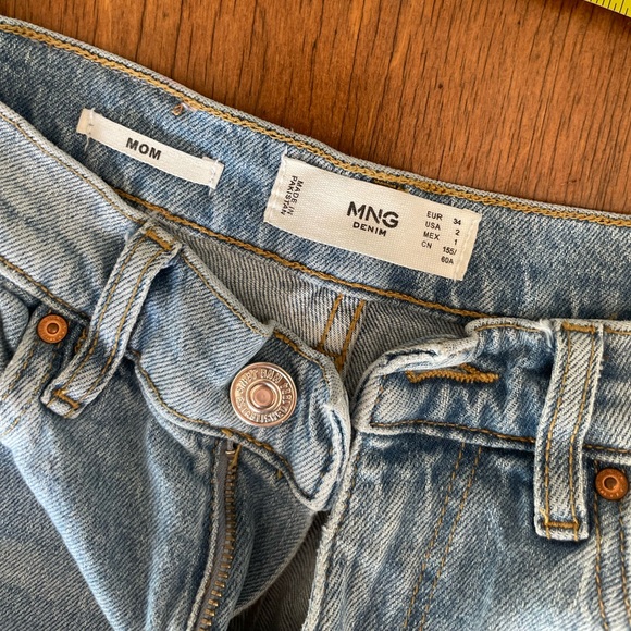 Flattering Mango Mom Jeans - Picture 4 of 5